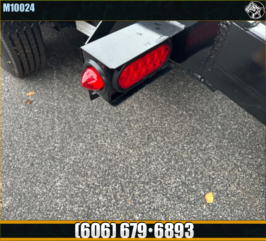 Skid_Steer_Trailer_With_Ramps